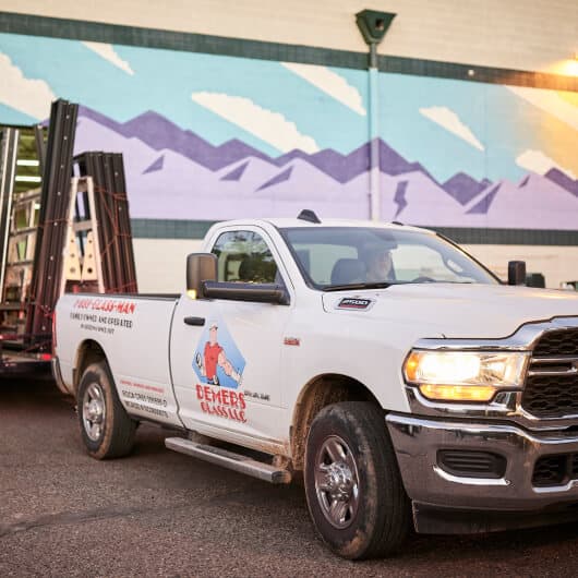 Demers Glass truck moving glass