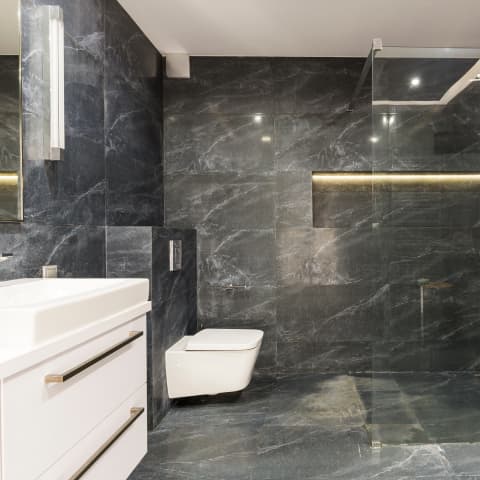 Cool Glass shower enclosure