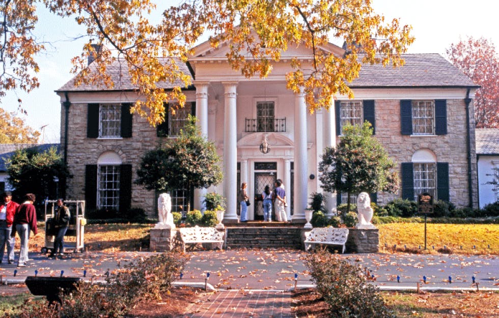 Outdoor view of the Graceland home
