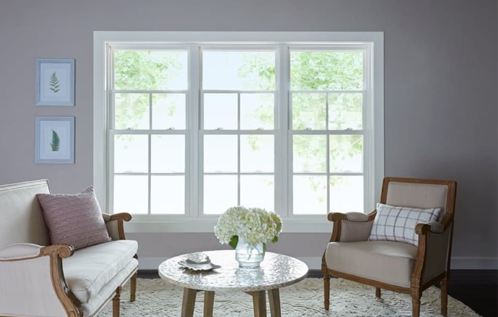 Double hung window